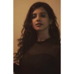 Angana Roy Instagram - The limit does not exist. ✨ . . . . . . . 📸 @raventondays #photooftheday #ootd #ootf #hoops #hoopsearrings #shein #meshtop #naturalcurls #maroonlipstick #stare #sweetheartneckline #beliveinyourself #photoshoot #portrait #portraits_life