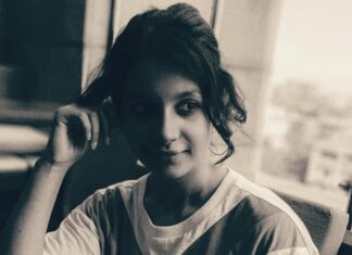 Angana Roy Instagram - Just like the moon, half of my heart will always love the dark. 📷 @honest_paradox . . . . . . . . . #monochrome #pic #pictureoftheday #loveforvintage #messyhairstyle #look #mood #moodedits #vintage #kolkata #igdaily#artist #blog #wednesdaywisdom #monsoon #wonder #aesthetic #loveforall #instagood #halfofmyheart #goodvibes #only#igers #styleinspo #ootd #bnw #retro #retroaesthetic #suckerforretro #grains
