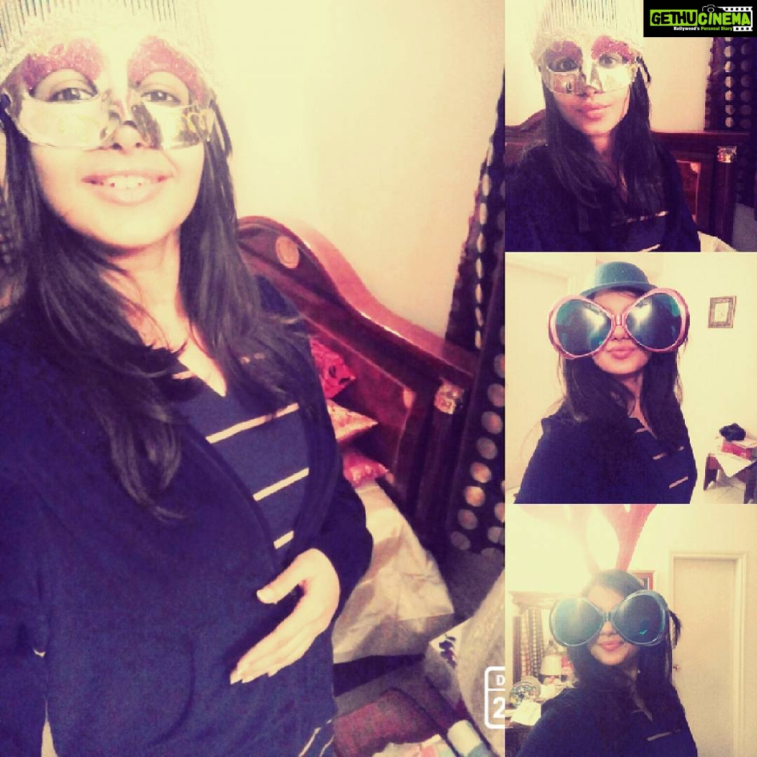 Angana Roy Instagram - 'Cause it was Christmas. #silvermask#reindeerband#goofyglasses#thempropstho#christmas2015🎄🎅🎁 #christmaspartyyy