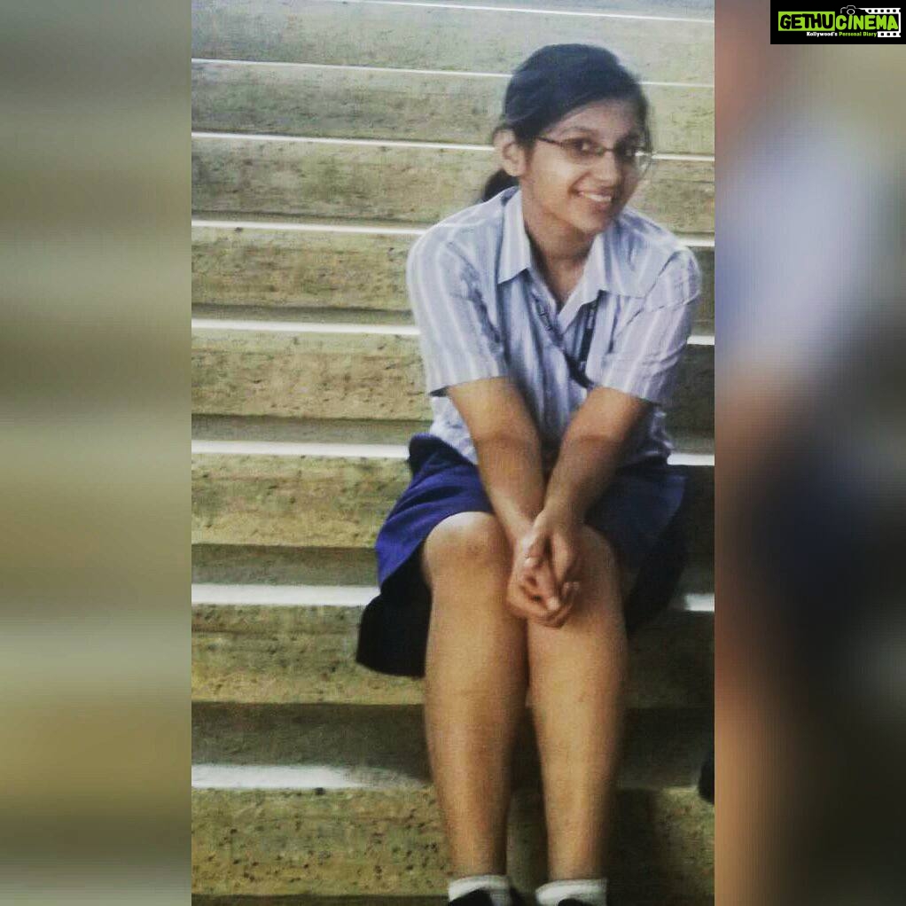 Angana Roy Instagram - Major throwback. Class 10. #major#throwback#sps#juniorschool#stairs#onceapointeralwaysapointer