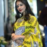 Angana Roy Instagram - 💫🖤 Photographer: @its_your_sahil2646 @sourav3934 Make-up: @sahab1 Hair: @moumitasani #postoftheday #thursdayvibes #throwbackthursday #sareelove #sareefashion #yellowandblack #lookbook #lookoftheday SVF