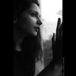 Angana Roy Instagram - A single dream is more powerful than a thousand realities 🌼 . . Unfiltered | Unedited . . @fujifilmxindia . . . #fujifilm_xseries #lowlightphotography #darkness #PhotographyIsLife #BlackAndWhite_Perfection #lookslikefilm #moody_tones #moodyportraits #optoutside #streetdreamsmag #portraitphotography #killersgram #heatercentral #naturallighting #illgrammers #mumbai__shoutout #humanedge#fatalframes#agameoftones #jj_allportraits #igworldclub #igworldclub_women #rsa_ladies#justgoshoot#moodyports #portraitmood #portraitsociety #bnw_society #themysteryproject #bnw_planet_2018 Mumbai - मुंबई