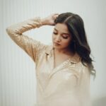 Anikha Instagram - ✨GOLDEN✨ @aisha_moidhu @faabi_moidhu @rizwan_themakeupboy @_chuake @damanz.venture @damanz.designs @raafiimohammed