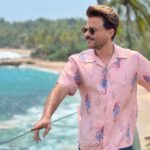 Anil Kapoor Instagram - That feeling of paradise! Loving our stay at the beautiful @anantaratangalle and the pleasant hospitality! Anantara Peace Haven Tangalle Resort