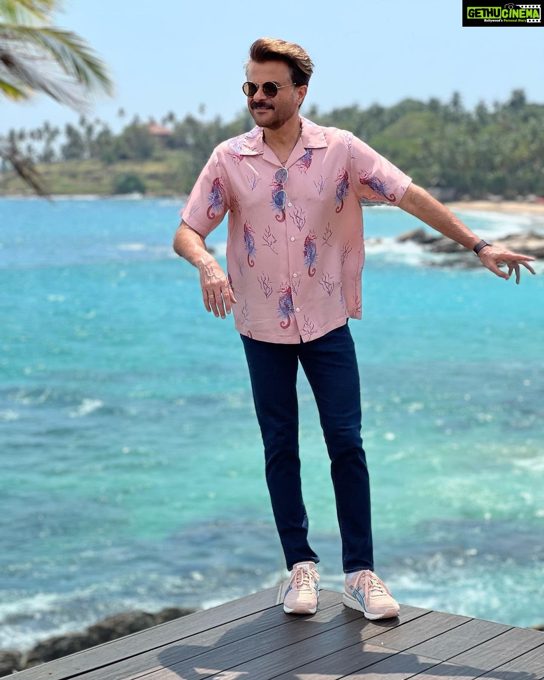 Anil Kapoor Instagram - That feeling of paradise! Loving our stay at the beautiful @anantaratangalle and the pleasant hospitality! Anantara Peace Haven Tangalle Resort