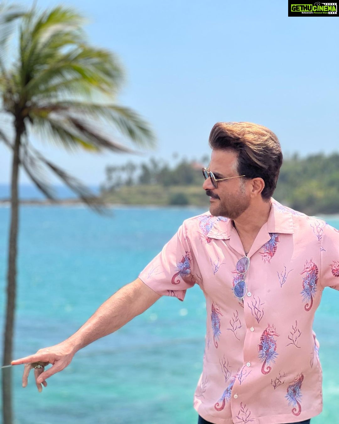 Anil Kapoor Instagram - That feeling of paradise! Loving our stay at the beautiful @anantaratangalle and the pleasant hospitality! Anantara Peace Haven Tangalle Resort