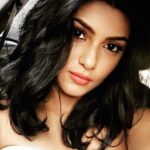 Anisha Ambrose Instagram - It's really hot in this summer 🔥 . . . FOLLOW..@anishaambrose_official . . . #anishadieheardfan #anishaambrose #anishafanpage #anishafanclub #anishaambrose_official #kajalagarwal #samantharuthprabhu #tamannahbhatia #rashikanna #sruthihassan #rakulpreetsingh #tollywoodactress #goodmorning #sunshine #sunburn #summervibes #tollywoodactress #telugucinema #vizag #home #selenagomez #selfie #justinbieber #likeforlikes #followforfollowback #likeforlike #hotsummer #telugucinema #teluguammai #lockdown