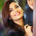 Anisha Ambrose Instagram - Sunshine ⛅ . . . FOLLOW..@anishaambrose_official . . . #anishadieheardfan #anishaambrose #anishafanpage #anishafanclub #anishaambrose_official #kajalagarwal #samantharuthprabhu #tamannahbhatia #rashikanna #sruthihassan #rakulpreetsingh #tollywoodactress #goodmorning #sunshine #sunburn #summervibes #tollywoodactress #telugucinema #vizag #home #selenagomez #selfie #justinbieber #likeforlikes #followforfollowback #lockdown #stayathome #staysafe #beaman #instagram #likeforlike