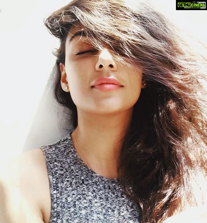Anisha Ambrose Instagram - Good morning everyone have a nice day....π . . . FOLLOW..@anishaambrose_official . . . #anishadieheardfan #anishaambrose #anishafanpage #anishafanclub #kajalagarwal #samantharuthprabhu #tamannahbhatia #rashikanna #sruthihassan #rakulpreetsingh #tollywoodactress #goodmorning #sunshine #sunburn #summervibes #tollywoodactress #telugucinema #vizag #home #selenagomez #selfie #justinbieber #likeforlikes #followforfollowback