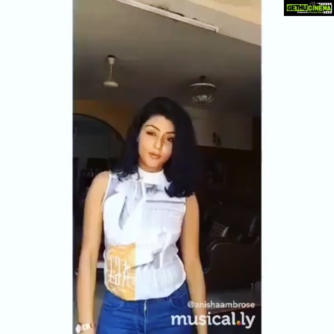 Anisha Ambrose Instagram - Ufff..... getting bored...🤠. . . FOLLOW..@anishaambrose_official . . . #anishadieheardfan #anishaambrose #anishafanpage #anishafanclub #kajalagarwal #samantharuthprabhu #tamannahbhatia #rashikanna #sruthihassan #rakulpreetsingh #tollywoodactress #musically #tiktok #dubsmash #timepass #telugucinema #englishbulldog #anu #superfun #yours #superfan #tiktokdance #stayhome #staysafe