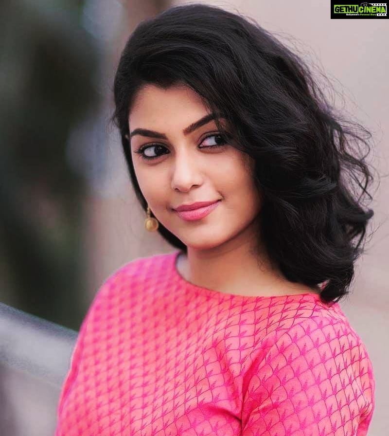 Anisha Ambrose Instagram - Be the change that you wish to see in the world....π . . . #quote #quotes #motivationalquotes #quoteoftheday #lovequotes #inspirationalquotes #lifequotes #quotestoliveby #inspiring #inspiringquotes #eveningsky #evenings #tagify_app