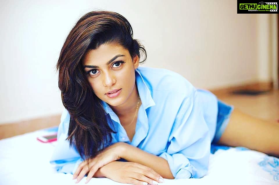 Anisha Ambrose Instagram - “Taking pictures is savoring life intensely, every hundredth of a second.” “Your first 1,000 photographs are your worst.” “The best thing about a picture is that it never changes, even when the people in it do.” “You don't take a photograph, you make it.”😎 . #intense #intensephotography #intensephoto #photography #travelphotography #portraitphotography #naturephotography #streetphotography #photographyislife #indianphotography #celebritylife #celebritylifestyle #celebritylifestyle💯👋😊😜😊💯💯💯😁 #lifeofacelebrity