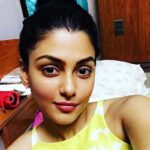 Anisha Ambrose Instagram - “Set a goal that makes you want to jump out of bed in the morning.”😊..... good morning. . . #goodmorning #morning #day #TagsForLikes #daytime #sunrise #morn #awake #wakeup #wake #wakingup #ready #sleepy #breakfast #tired #sluggish #bed #snooze #instagood #earlybird #sky #photooftheday #gettingready #goingout #sunshine #instamorning #work #early #fresh #refreshed