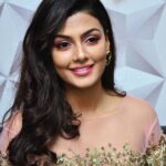 Anisha Ambrose Instagram – Wish you happy new year 🎉
.
.
.
FOLLOW..@anishaambrose_official .
.
.
#anishadieheardfan #anishaambrose #anishafanpage #anishafanclub #anishaambrose_official #kajalagarwal #samantharuthprabhu #tamannahbhatia #rashikanna #sruthihassan #rakulpreetsingh #tollywoodactress #goodmorning #sunshine #sunburn #summervibes #tollywoodactress #telugucinema #vizag #home #selenagomez #selfie #justinbieber #likeforlikes #followforfollowback  #like4likes #likeforlike #follow4followback #followｍe #fanpage