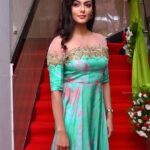 Anisha Ambrose Instagram - Cutie pie.......🥰🥰.... first post,....@anishaguna #anishaambrose #tollywoodhotactress #anishafan #anishadieheardfan #teluguactress #tfil #supportme #cutenessoverload