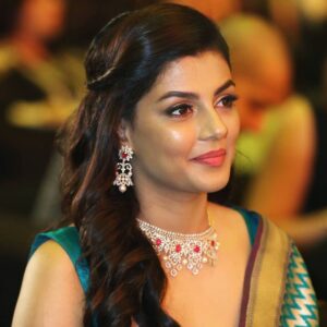 Anisha Ambrose Instagram - Wish you happy Ugadi to all...🙏
.
.
.
FOLLOW..@anishaambrose_official .
.
.
#anishadieheardfan #anishaambrose #anishafanpage #anishafanclub #anishaambrose_official #kajalagarwal #samantharuthprabhu #tamannahbhatia #rashikanna #sruthihassan #rakulpreetsingh #tollywoodactress #goodmorning #sunshine #sunburn #summervibes #tollywoodactress #telugucinema #vizag #home #selenagomez #selfie #justinbieber #likeforlikes #followforfollowback  #like4likes #likeforlike #follow4followback #followｍe #fanpage #ugadhi