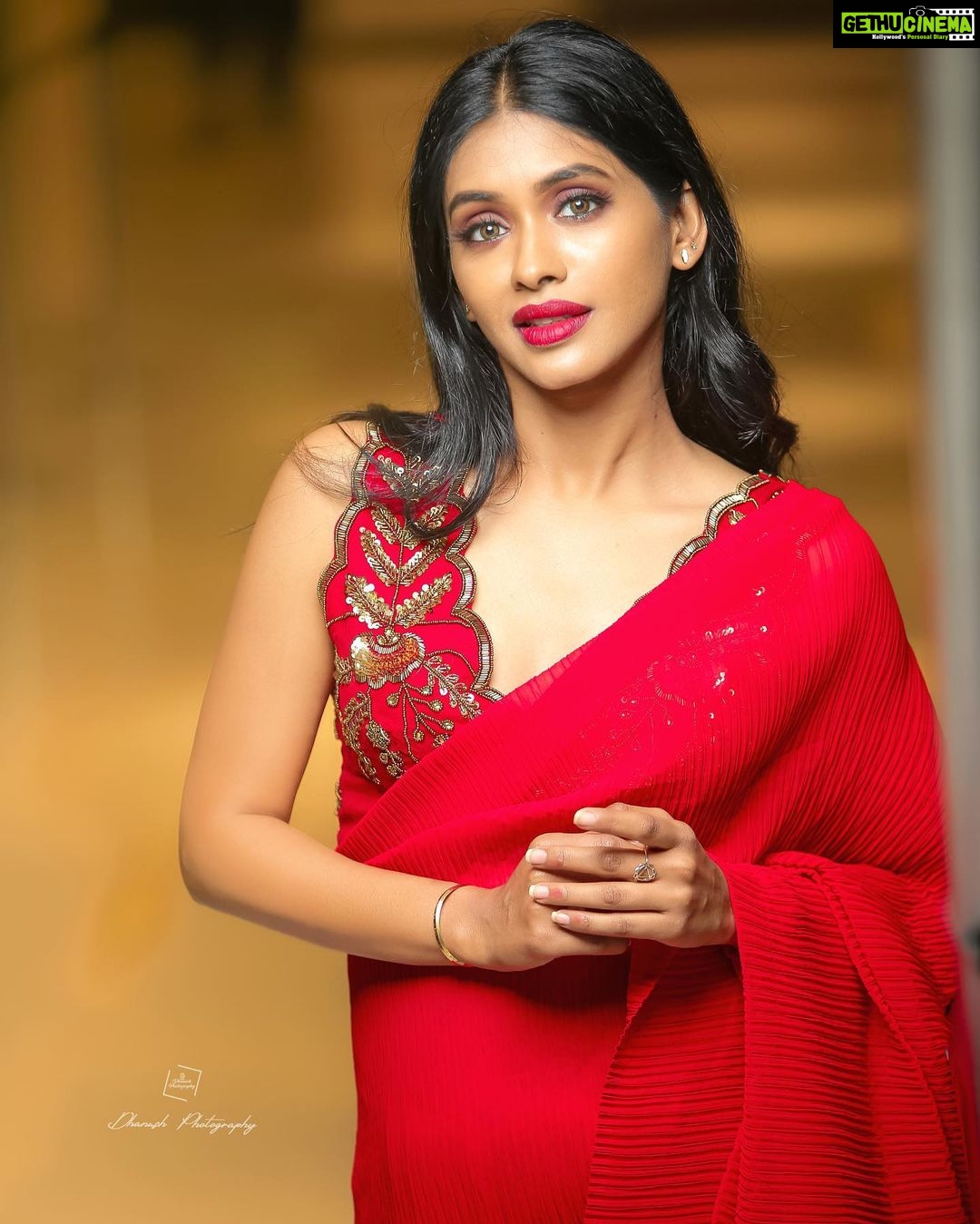 Anjali Patil - 24.3K Likes - Most Liked Instagram Photos