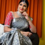 Anjena Kirti Instagram - Makeup: @shyamalagowris Hairstyle: @priya_hair_makeupartist Flowers : @efflorescence_bridal_flowers Costume: @mabia_mb Jewellery: @chennai_jazz Photography: @sense8photography