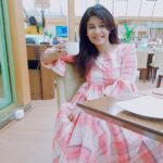 Anjena Kirti Instagram - Cheers to New Beginings 💕🌹🦄🎵👑 #AnjenaKirti 📷: @sukhi_swapna Taj Gateway Hotel Ernakulam