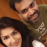 Anjena Kirti Instagram - Happiest Birthday to Our one and only " Isai Tsunami "🎂 @premgi 🎂🕉🎉💚🎸🎙🎤🎼🎷♩♩🎵🎻🎁🎈🎆🎵🎂🕉 Guys go check out our Rocking Number "ADIYE" lyrical video from #RKNagarmovie on YouTube .. 2nd single release happened just now..🎉🎤🎙🎸🎺♩🎼 #adiye