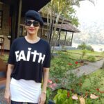 Anjena Kirti Instagram – #Day4 #VacationModeOn  #👑💕👒👜🦋🐒🐵🦌🤳🐗☕🍃👑💕🤗 #Myfavouriteteeshirt 
#withfaithanythingispossible Lake Palace, Thekkady