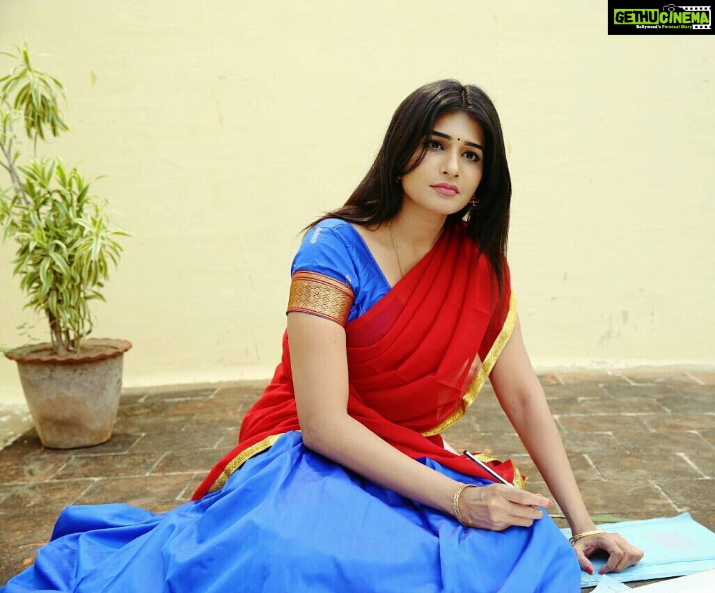 Anjena Kirti Instagram - A still from #yaagan ... Audio coming Soon ☺🎥🎬📽🎶🎵🎼 #Anjenakirti Theni - தேனி