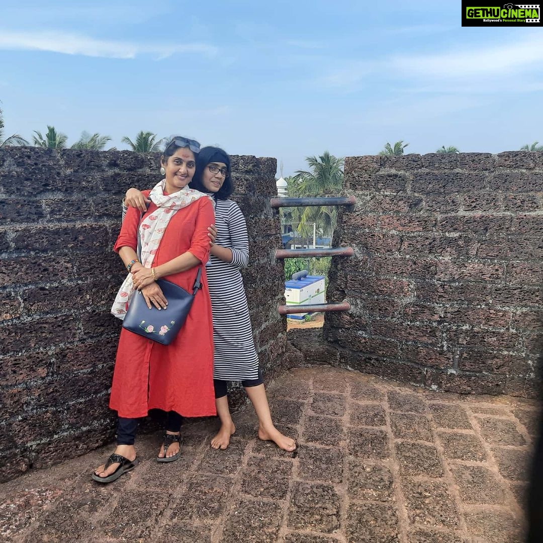 Anju Aravind Instagram - Me nd my daughter#bekal fort