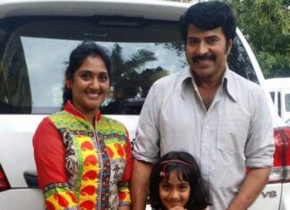 Anju Aravind Instagram - നമ്മുടെ അഭിമാനമായ പ്രിയപ്പെട്ട മമ്മൂക്കയ്ക്ക് അഭിനന്ദനങ്ങൾ 👏👏 " 50 " വർഷം നമ്മുക്ക് നിരവധി കഥാപാത്രങ്ങളെ സമ്മാനിച്ച മഹാ പ്രതിഭ... 🙏 പ്രാർത്ഥിക്കുന്നു ഞങ്ങൾ ആത്മാർത്ഥമായി അങ്ങേക്ക് ആരോഗ്യ മുള്ള ആയുസ്സിനായി... 💖