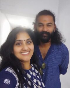 Anju Aravind Instagram - 🥰ഡബ്ബിങ്ഗിനിടയിൽ ഒരു സർപ്രൈസ്🥰 precious moment