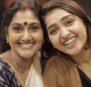 Anju Aravind Instagram - @anju_aravind24 You are love. You are sweetest. You are kindest. You are most funniest. You are a best company to be with Anju chechi…
Thank you for being all that you are to me… 
Wishing all luck and happiness along the way & now that you are back on full power with cinemas, let’s just have lots n lots of fun working together and may you be blessed all luck with all the works you gonna rock giving life to!! 
😘🤗😍
@ansajgopi Thaankuuu for 📸 our happiest montha ❤️
#shesadipoli #appreciationpost #thankful #happygirls #teacher #friend #sister #allinone #everywishescometrueforyou #comebackstronger #muaaah