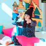 Anju Kurian Instagram - Remember when v were kids & couldn’t wait to grow up? Wat were v thinking ? I used to swallow fruit seeds n get scared to death that a tree was going to grow in my tummy. I would wait behind the door 🚪 to scare some1,but soon leave bcz they were taking really long time or I had to pee 😂. I’d put my arms in my 👕 shirt n told people I lost my arms 🙈. Had that one pen with 6 colours & tried to push all d buttons at once🤷🏻‍♀️. Share Wat were u guys thinking ? 😂😂😂🤪🤪🤪 #imissmychildhood Photo credits - @jenson_16