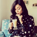 Anju Kurian Instagram - #coldcoffeetime #iphonexphotography #riophotography #candid #casual #funtime #kavithasekarMakeup #polkadots #blacknwhitelook