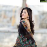 Anju Kurian Instagram - #favouritepicture #sareelover #traditionallook #riophotographyindia #southindiangirl #goodvibes #morningpost #namastay 🙏🙏🙏 P.c - @riophotography.in Stylist - @zoya.muhammed Wardrobe- @shiulisarees