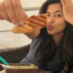 Anju Kurian Instagram - I’m going to spend Valentine’s Day with my true love.... FOOD 🥘😋😍. Wishing u all ‘Valentine’s Day’ and HAPPY ‘SINGLES AWARENESS’ day. 😎✨