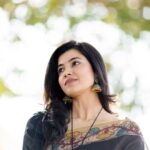 Anju Kurian Instagram - #traditionallook #sareelove #favoritepicture #alwaysblack #jimikkikammal #riophotography #helloinsta #goodmorning . . . P.C - @riophotography.in Styling - @zoya.muhammed Wardrobe- @shiulisarees