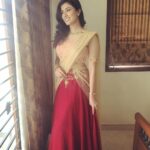 Anju Kurian Instagram - Wardrobe: @thedressshopchennai Make up : @chisellemakeupandhair #christmasspecial #behindwoods #chennai2singapore #promotion