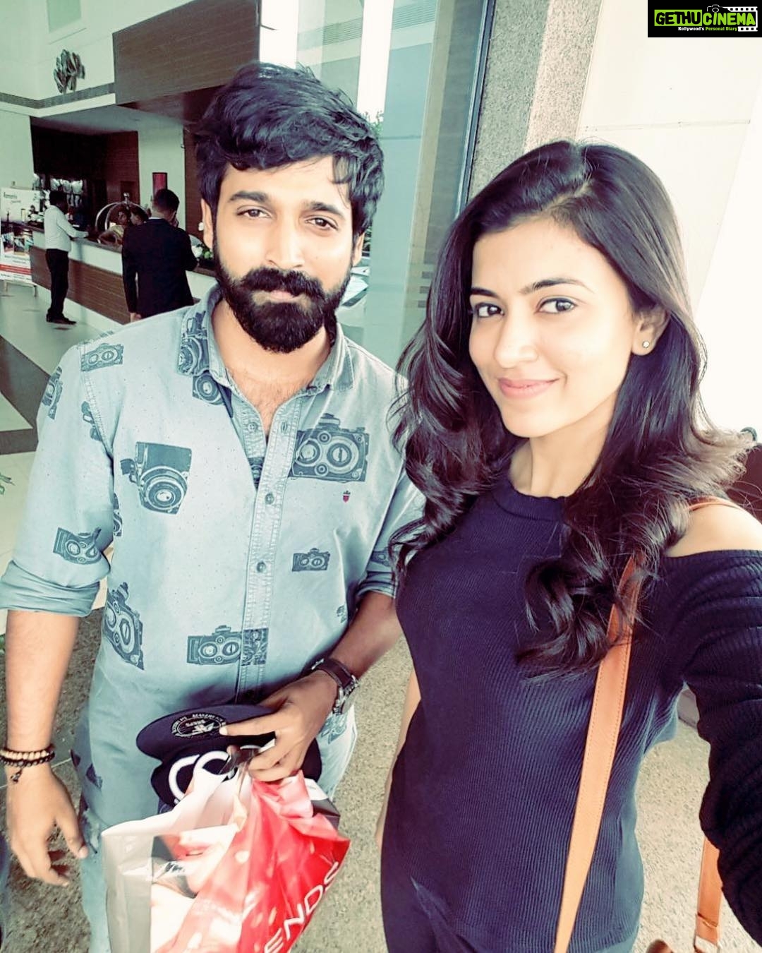 Anju Kurian Instagram - Happiness is meeting an old friend after a long time. #vanakkammadurai 🙏