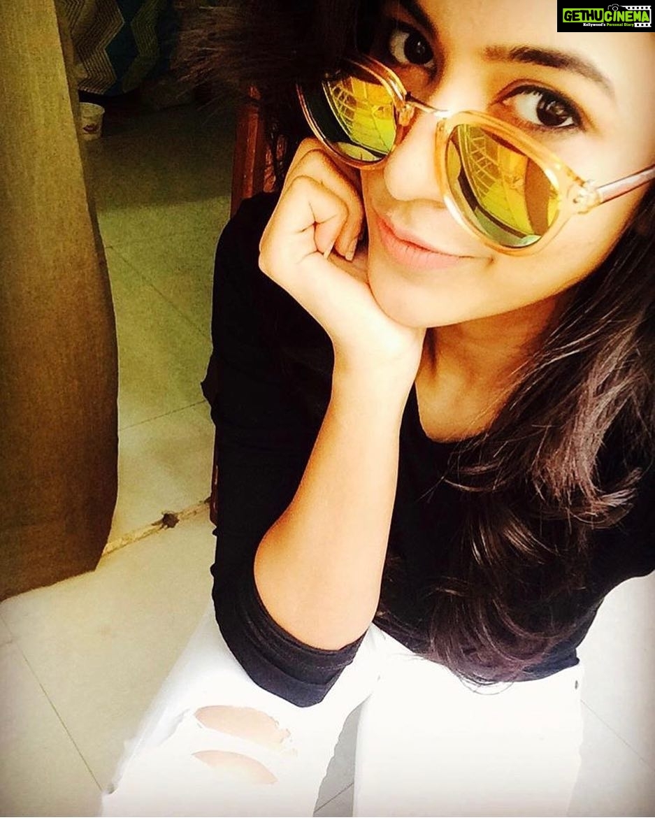Anju Kurian Instagram - Today I no longer need to change the world around me , I just need to change the way I see it. 😎🤩😎