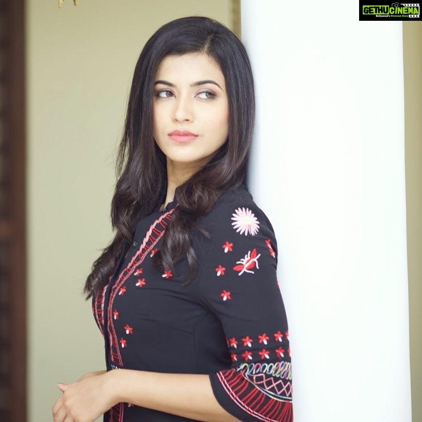 Anju Kurian Instagram - ☺️✨ Photo credits : @riophotography.in Make up : @nowshibaf
