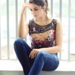 Anju Kurian Instagram - Stay classy 😎 Photo credits : @shots_by_arun_vr_ Makeup & styling : @suresh.menon