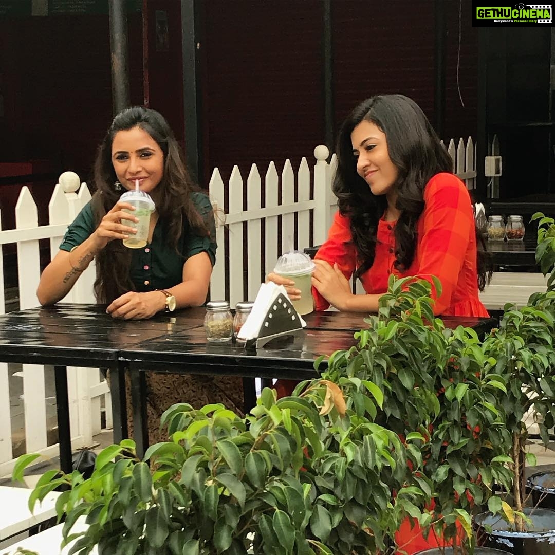 Anju Kurian Instagram - Cozy evening with @sru_sai