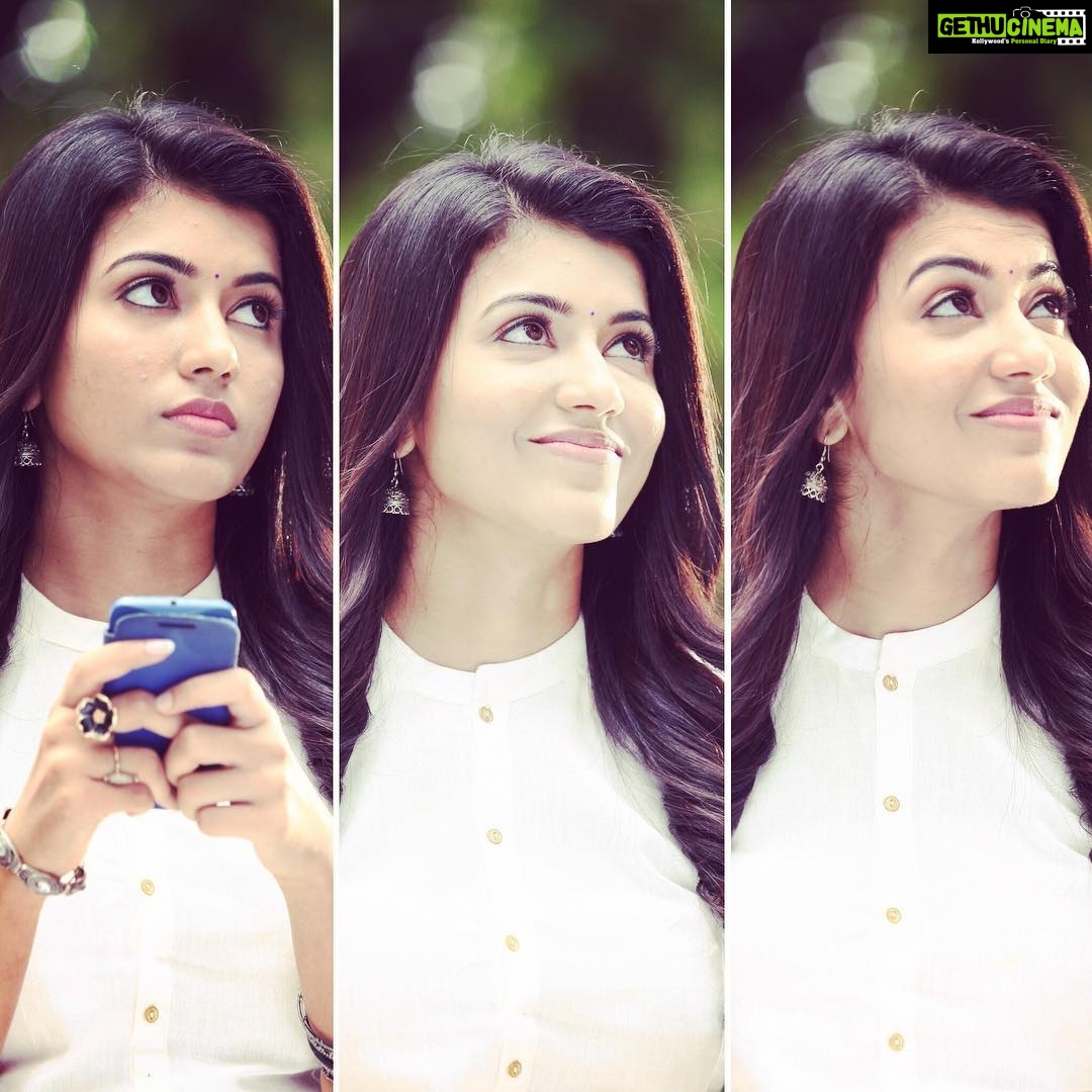 Anju Kurian Instagram - #randomclick📷 #behindthescenes #funatwork #smilemore #lankadiaries✨ #funnyexpressions😂 #shoottime #cozyday #goodevening💋