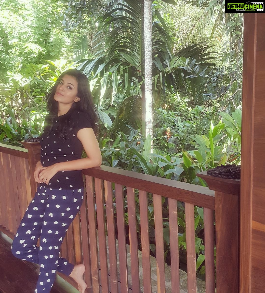 Anju Kurian Instagram - Good morning folks 🤗🤗🤗