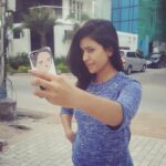 Anju Kurian Instagram - I think my phone z broken 🤔. I pressed d home button and I'm still at work. 🙆