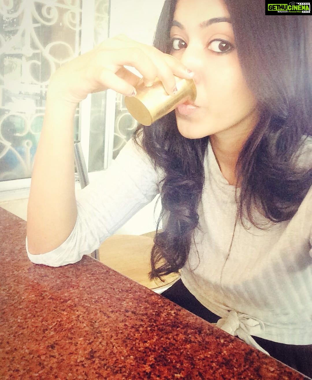 Anju Kurian Instagram - I don't drink coffee to wake up βοΈ I wake up to drink coffee ππ£π£ Happy Sunday βΊοΈβΊοΈβΊοΈ good morning πππ