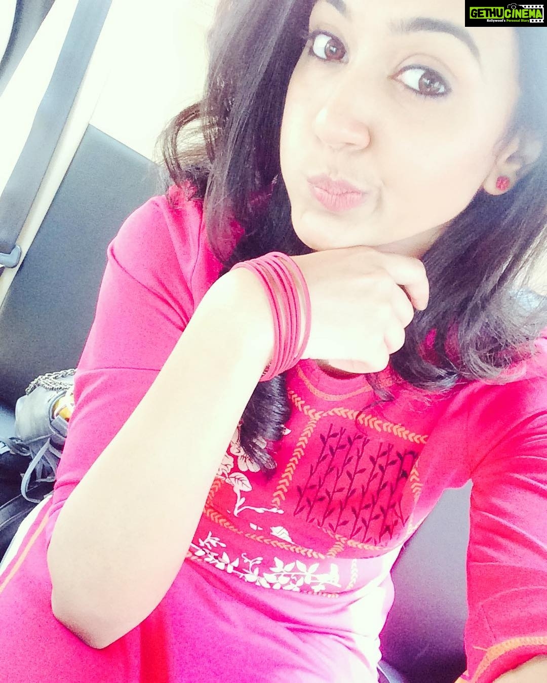 Anju Kurian Instagram - Just be yourself. Let people see d real, imperfect ,flawed, quirky , weird , beautiful & magical person that u are π£π£π£ #lifeisfullofbeauty #saythankyouandgrow #celebrateeachday #thinkpositively #followyourheart #behappyalways π£π£π£