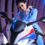 Anju Kurian Instagram - Do you love me? 🤍 🤍 🤍 🤍 🎥- @fazil3 💁🏻‍♀️- @ellacavad 👗- @briar.prestidge #doyou #reelsinstagram #reelitfeelit #nightlife #streetstyle #instastyle #ootd #reels #instafashion #ride #bmw #sportsbike #dubai