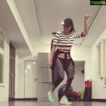 Anju Kurian Instagram - Take me back to those good old days 😬😬😬. #majorthrowback #misschennaidays #practicetime #repost #missingscenes #anotherthrowback #timeflies⌛️ #lastyearmemories . . . Choreography - @apsarr_