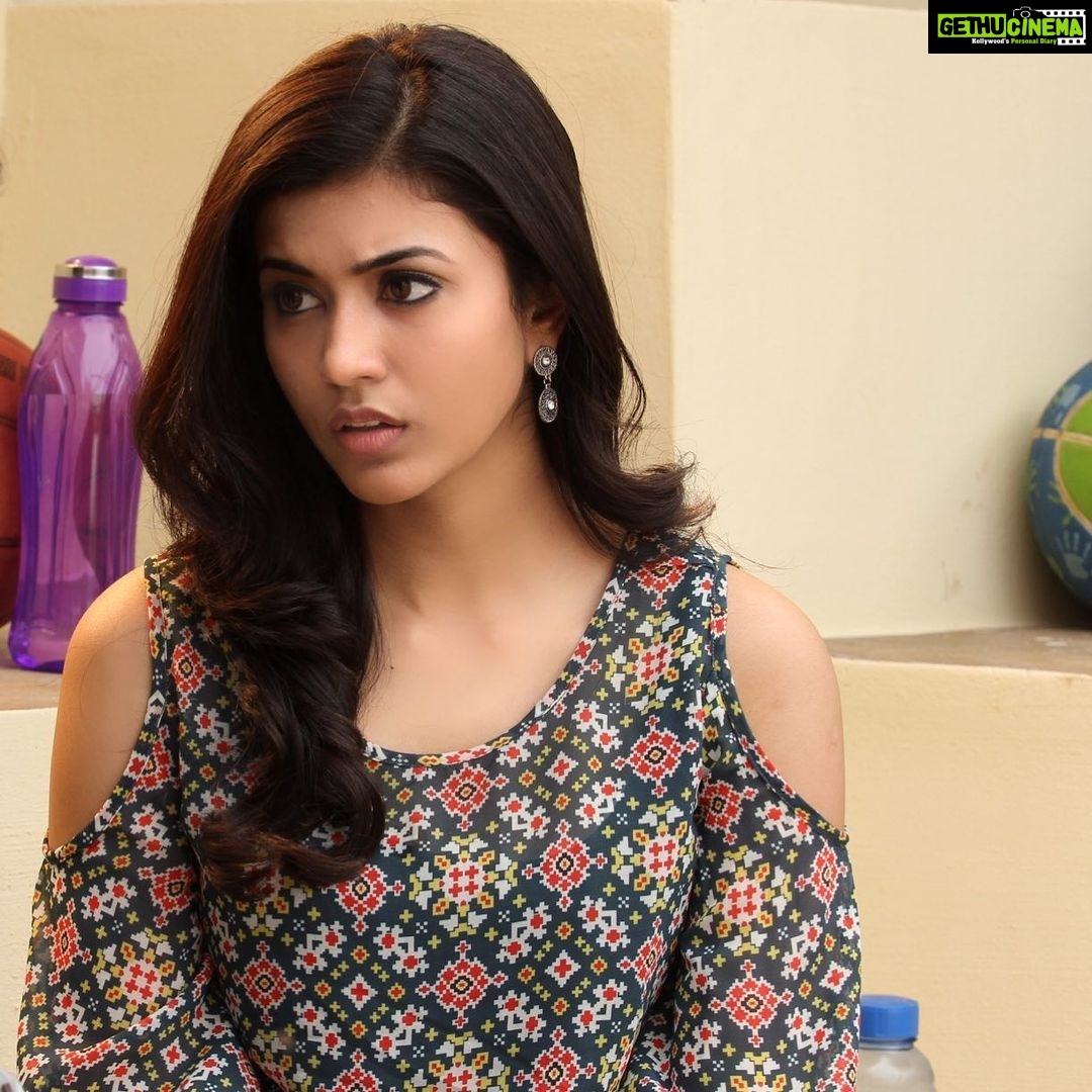 Anju Kurian Instagram - My reaction when my brother talks to me with respect . 🤣🤣🤣