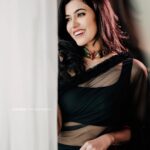 Anju Kurian Instagram – It’s about living in the moment and appreciating the smallest things. Surrounding yourself with the things that inspire you & letting go of the obsessions that want to take over your mind. Happiness begins with your own attitude and how you look at the world. ❤️❤️❤️
.
.
.
.
P.c – @jiksonphotography 
Styling & outfit – @stephinlalanofficial 
MUA – @essensemakeup 
Jewelry- @rajianand